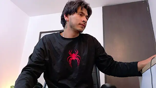 Elian savoy online show from 04.18.26