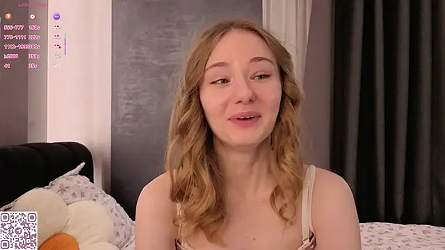 Snapshot of ElvinaRose chatting on 11.13.25 ElvinaRose online show from 11.13.25