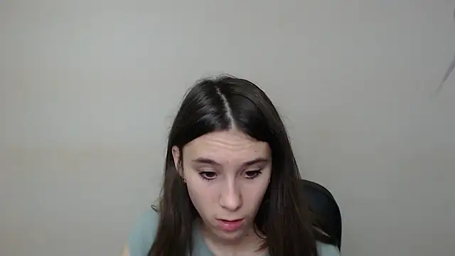 Snapshot of RosaRay_ chatting on 10.03.25 RosaRay online show from 10.03.25