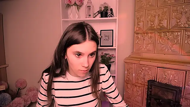 RosaRay  online show from 04.15.26