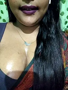 Snapshot of JIYA-04 chatting on 06.16.26 JIYA-04 online show from 06.16.26