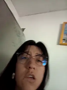 Snapshot of lareinalareinadelanal chatting on 11.09.25 lareinalareinadelanal online show from 11.09.25