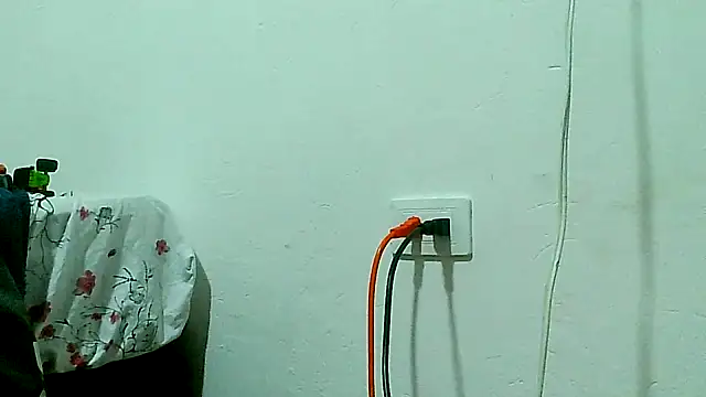 Snapshot of lareinalareinadelanal chatting on 11.13.25 lareinalareinadelanal online show from 11.13.25