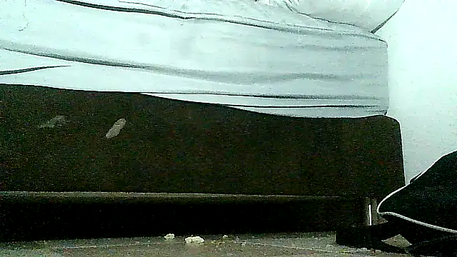 Snapshot of lareinalareinadelanal chatting on 11.16.25 lareinalareinadelanal online show from 11.16.25