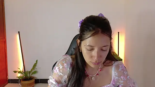 Sarasavage online show from 01.08.26