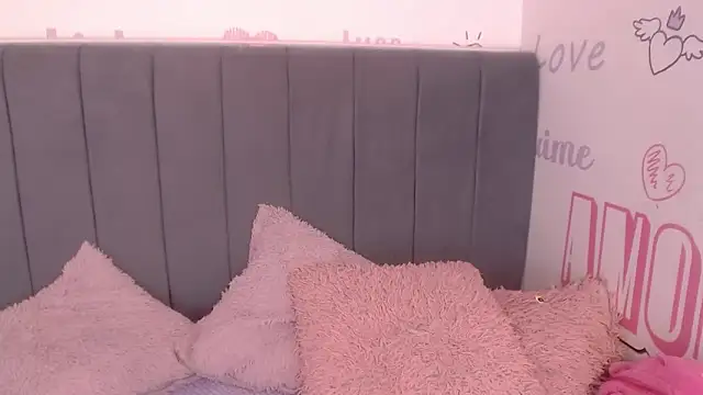 SachaBratz online show from 02.04.26