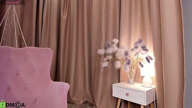 Naomi   Rias online show from 11.21.25