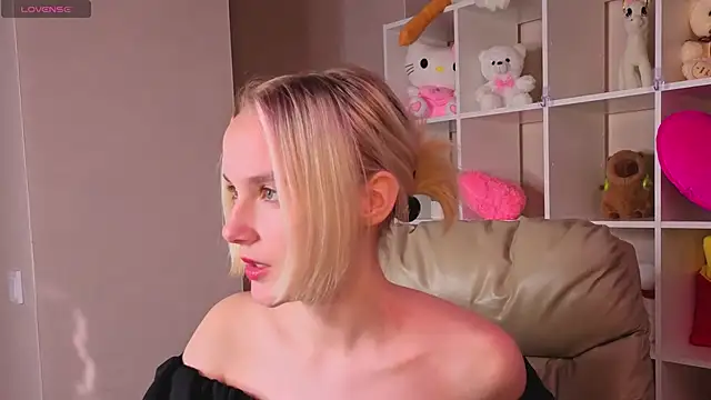 Carolin Miller online show from 09.15.25