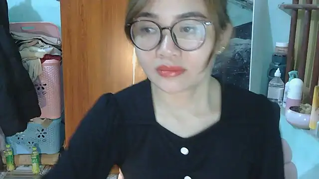 Uhem112 online show from 11.05.25