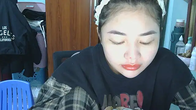 Uhem112 online show from 11.29.25