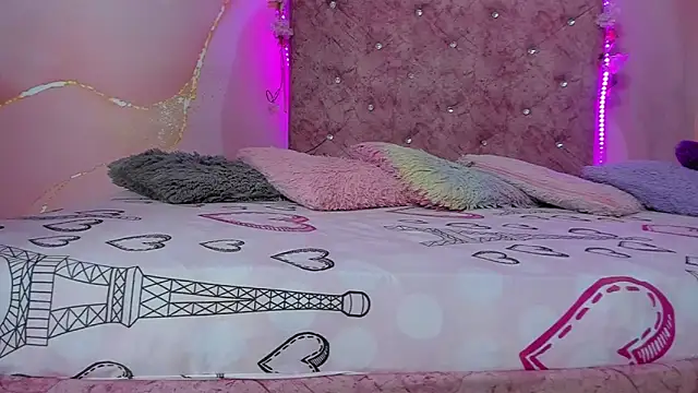 Snapshot of violet_taylor_ chatting on 01.19.26 violet taylor online show from 01.19.26