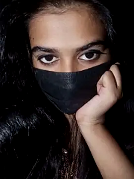 umairahaasan 1 online show from 11.18.25