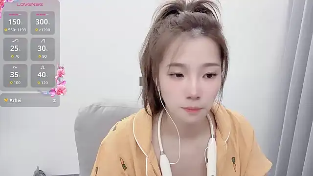 yuyu 77 online show from 09.08.25