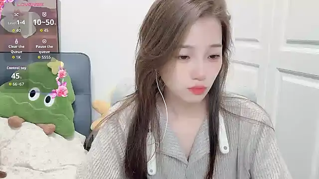 yuyu 77 online show from 12.21.25