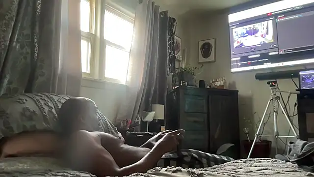 sexyred77713 online show from 02.11.26