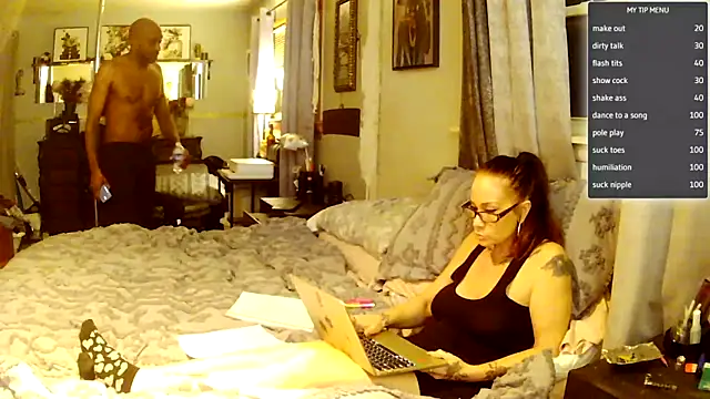 sexyred77713 online show from 03.16.26