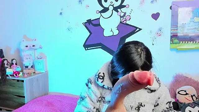 Alanaloiiss  online show from 09.16.25