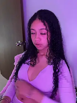 jadee8 online show from 04.04.26