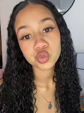 jadee8 online show from 04.13.26