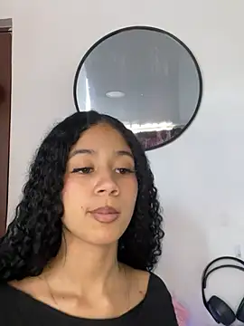 jadee8 online show from 04.18.26