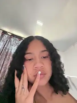 jadee8 online show from 04.20.26