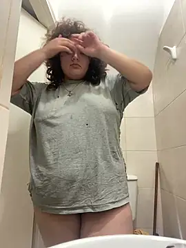 Snapshot of Solangerulo_ chatting on 02.24.26 Solangerulo online show from 02.24.26