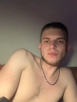 macho1347 online show from 10.10.25