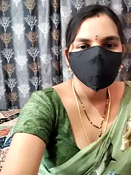 Snapshot of Lalitha-1995 chatting on 05.07.26 Lalitha-1995 online show from 05.07.26