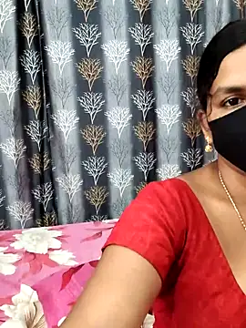 Snapshot of Lalitha-1995 chatting on 07.11.26 Lalitha-1995 online show from 07.11.26