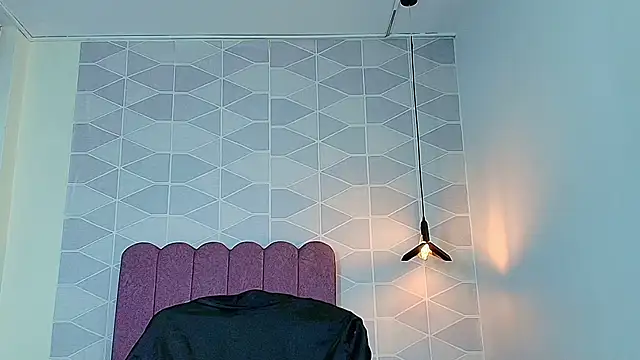 Aly Loving online show from 11.10.25