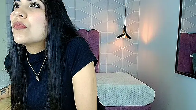 Aly Loving online show from 11.15.25