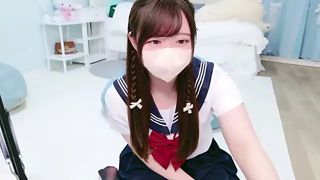 Snapshot of kiyoka_love chatting on 09.18.25 kiyoka love online show from 09.18.25