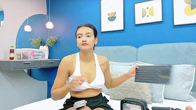 lixie peyton online show from 12.05.25