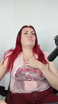 carolinhe  online show from 11.14.25