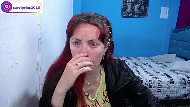 carolinhe  online show from 03.25.26