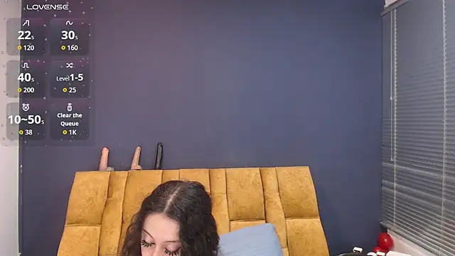 KendraaSimons online show from 02.04.26