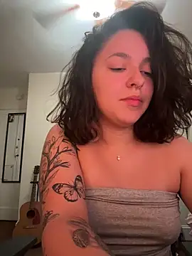 babykalirose online show from 04.10.26