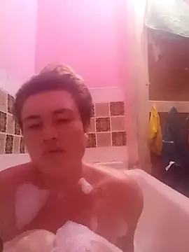 MoonIrene online show from 10.25.25