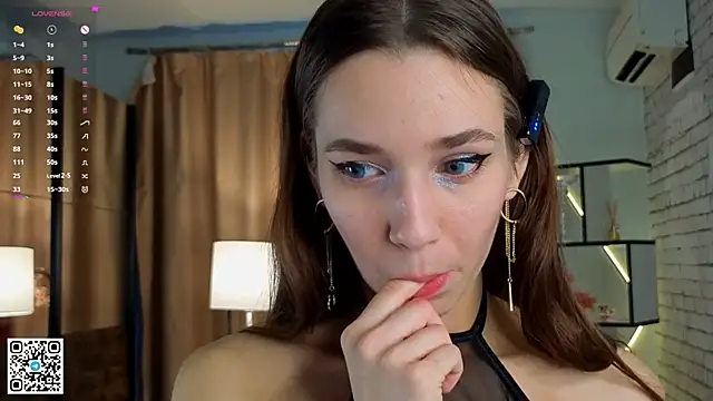 PetraHambelton online show from 09.10.25