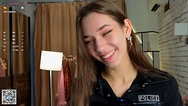 PetraHambelton online show from 09.26.25