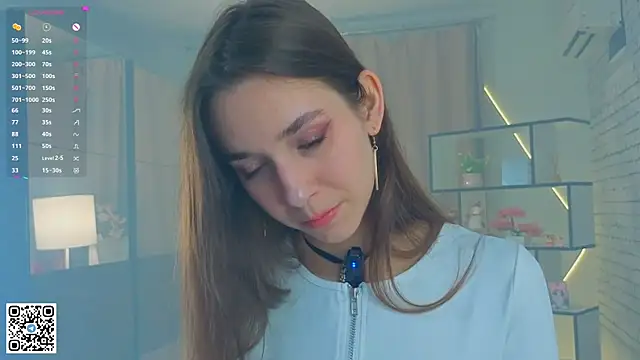 PetraHambelton online show from 10.24.25