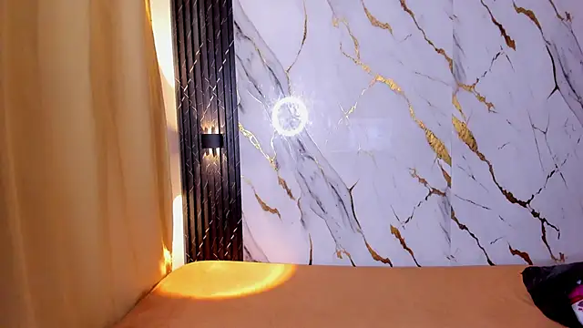 Alaia Gutierrez online show from 11.11.25