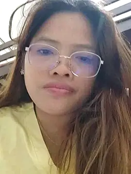 Sweetheart Claire online show from 04.18.26