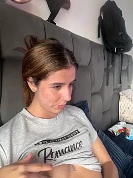 AllieYourGirl online show from 11.28.25