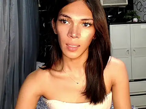 Snapshot of ladyhotcuming chatting on 05.27.26 ladyhotcuming online show from 05.27.26