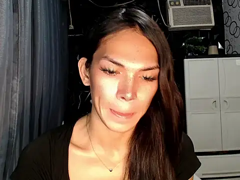 Snapshot of ladyhotcuming chatting on 06.21.26 ladyhotcuming online show from 06.21.26