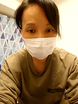 Snapshot of xneko_ chatting on 02.25.26 xneko online show from 02.25.26