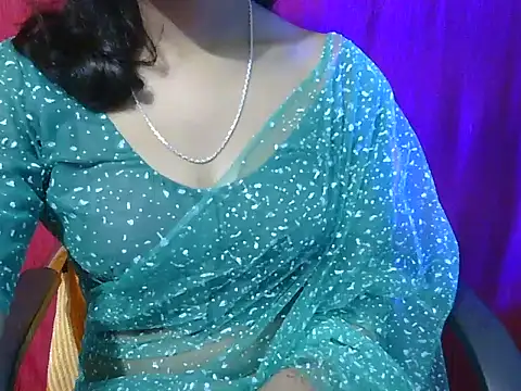 Snapshot of lovely_soniya chatting on 05.02.26 lovely soniya online show from 05.02.26