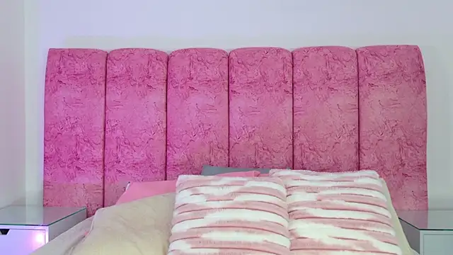 emmacurvy online show from 01.14.26