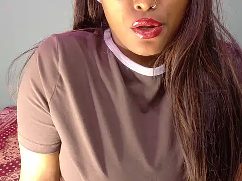 nylaahh-12 online show from 11.08.25